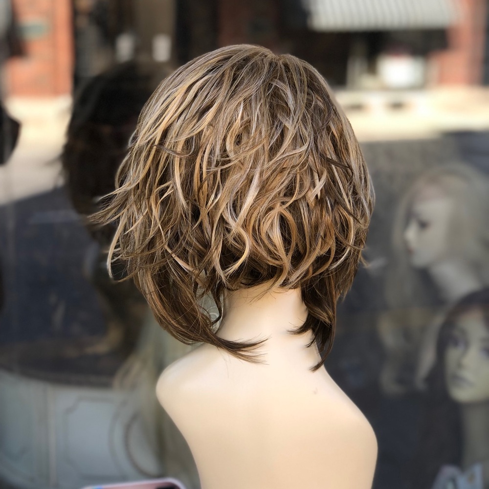Blond is sold out but I have aburn in color 27/30/33 Short bob - Picture 3 of 8